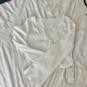 NWT Commense White Lace Detail crop Blouse